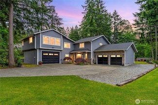 464 7th Ave, Fox Island, WA 98333