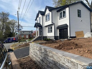 103 Highwood Dr, Dumont, NJ 07628