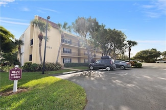 1086 Forest Lakes Dr Unit 9305, Naples, FL 34105