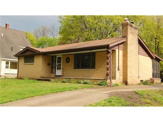 433 Pioneer St, Kent, OH 44240