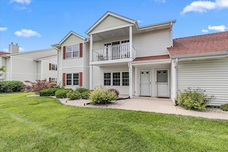 677 Wood River Ct, West Bend, WI 53095