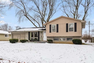 1123 Highland Terrace Dr, New Haven, IN 46774