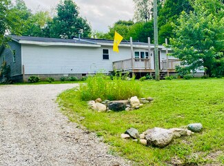 17127 Paradise Lake Rd, Vandalia, MI 49095