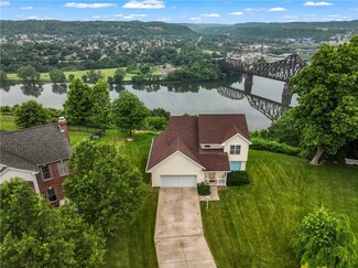205 N Louis Ct, Monaca, PA 15061