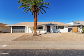 10724 W Camelot Cir, Sun City, AZ 85351