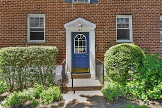 165 Columbus Ave Unit 1B, West Harrison, NY 10604