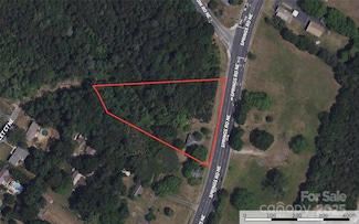 3387 Springs Rd NE, Hickory, NC 28601