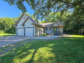 21578 Edwards Dr, Ironton, MN 56455