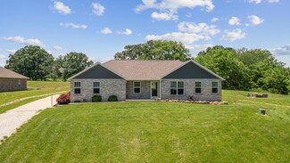 5545 County Road 207, Fulton, MO 65251