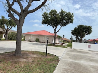 180 Rotonda Blvd W Unit 3, Rotonda West, FL 33947