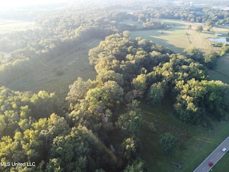 2320 W County Line Rd, Ridgeland, MS 39157