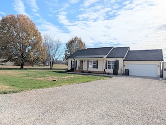 4485 W Angie Dr, Martinsville, IN 46151