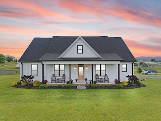 105 Gracelynn Cir, Harrodsburg, KY 40330