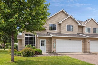 2616 Yellowstone Dr Unit 36, Hastings, MN 55033