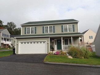 1 Cherry Blossom Cir Unit 56, Worcester, MA 01605
