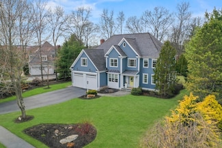 6 Tralee Ln, Shrewsbury, MA 01545