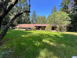 639 Lower Elwha Rd, Port Angeles, WA 98363
