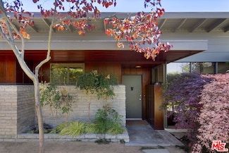 7400 Pyramid Place, Los Angeles, CA 90046