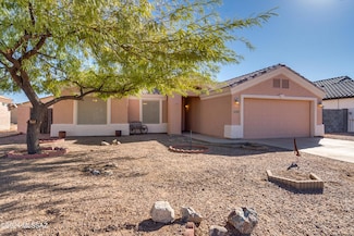 14595 S Tampico Rd, Arizona City, AZ 85123