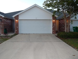 29 E Lane Dr, Mary Esther, FL 32569