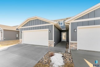 6901 W Gresford Place, Sioux Falls, SD 57106