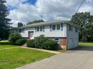 14 Randall Dr, Burlington, MA 01803