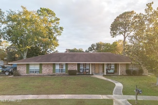 304 Northwood Dr, Long Beach, MS 39560