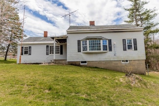 416 High St, Candia, NH 03034
