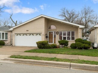 4110 East Ave, Berwyn, IL 60402