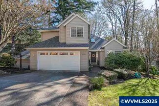2856 NW Rolling Green Dr, Corvallis, OR 97330