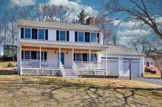 28 Tammie Rd, Hopedale, MA 01747