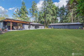 3327 170th Ave E, Lake Tapps, WA 98391