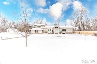 467 7 Mile Rd NE, Comstock Park, MI 49321