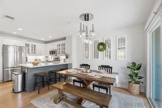 3514 Shoreline Bluff Ln, San Diego, CA 92110