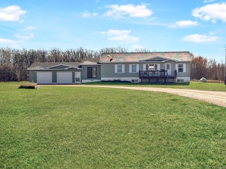 20589 Clover Rd, Clearbrook, MN 56634