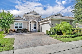 102 Bedford Ct, Deland, FL 32724