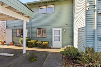 1040 S 320th St Unit D13, Federal Way, WA 98003