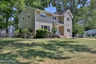 713 Carol Ave, Oakhurst, NJ 07755