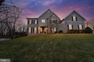 2 Hanson Ln, Hockessin, DE 19707