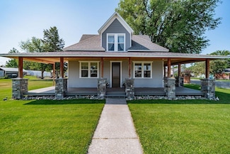 208 E 7th S, Saint Anthony, ID 83445