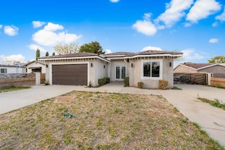 4257 W Avenue L, Quartz Hill, CA 93536
