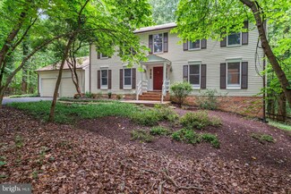2609 Deerdell Ln, Reston, VA 20191