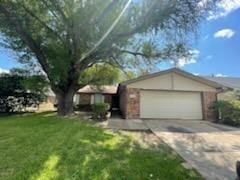 2312 Pennington Dr, Arlington, TX 76014