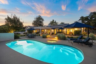 10929 Encino Dr, Oak View, CA 93022