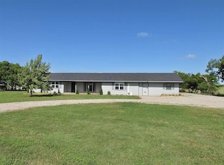 23501 County Road 100, Perry, OK 73077