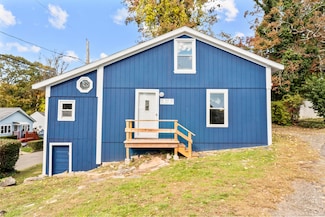 55 Hilton Ave, East Haven, CT 06512