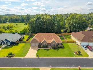 199 Chinook Dr, Hot Springs, AR 71913