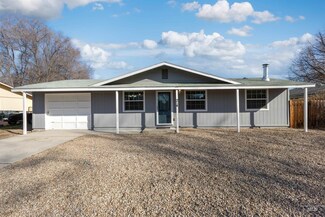 214 W 2nd St N, Middleton, ID 83644