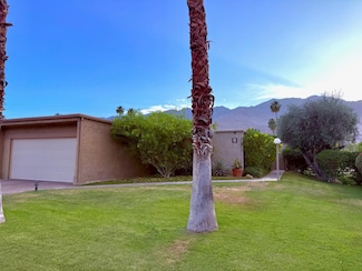 1665 S La Reina Way Unit B, Palm Springs, CA 92264