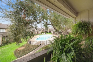 5005 Georgi Ln Unit 155, Houston, TX 77092